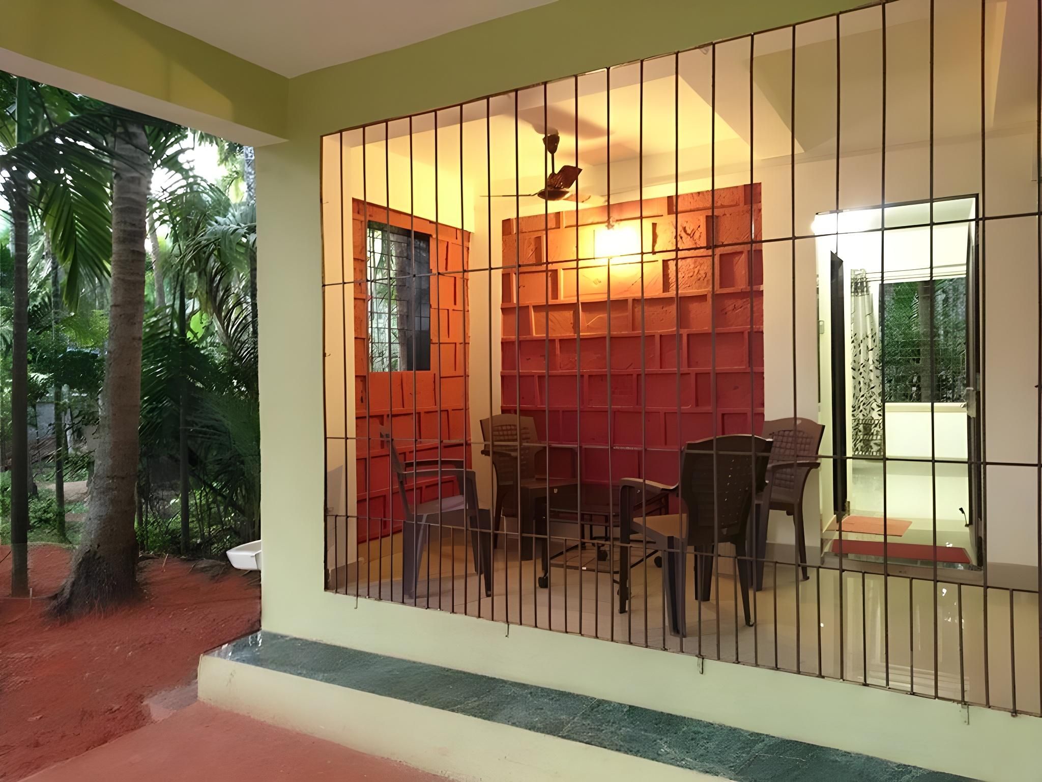 Deluxe Twin Room Type A