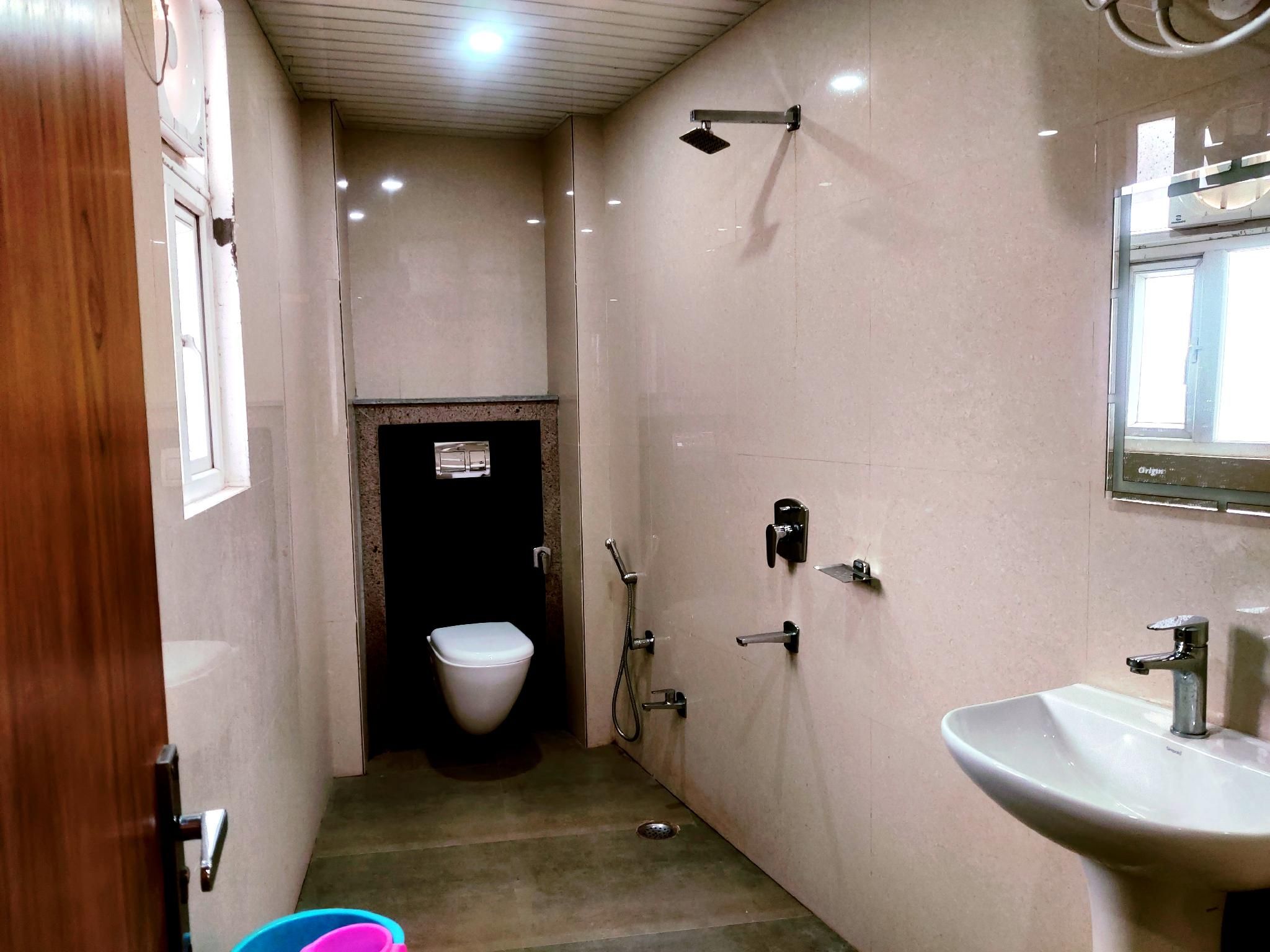 Hotel RN Residency - Near Prem Mandir Vrindavan Family - Quad Room 2