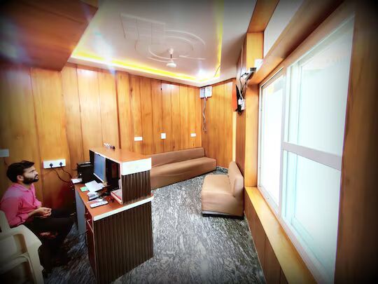 Hotel RN Residency - Near Prem Mandir Vrindavan