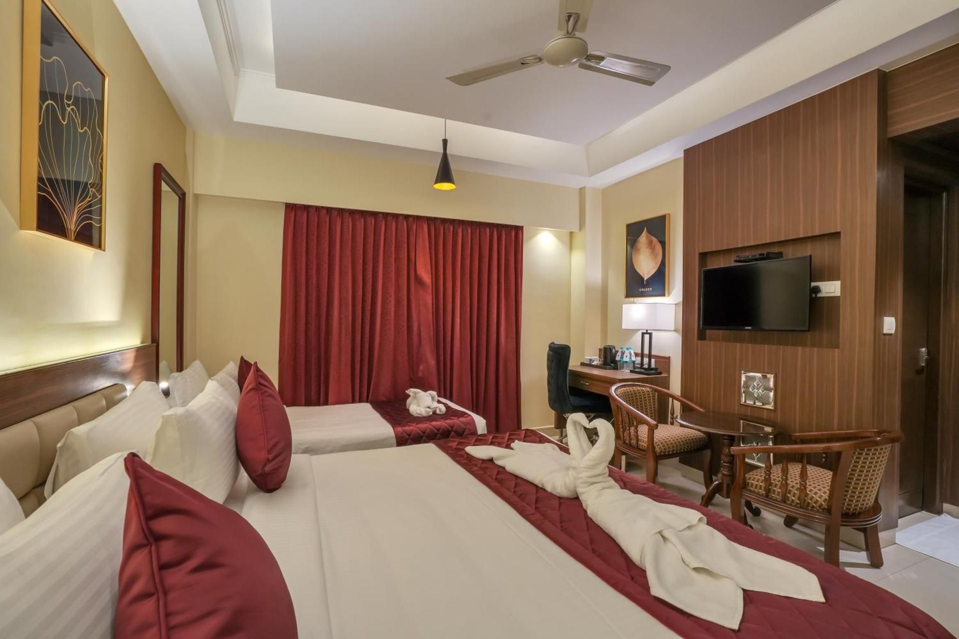 Park Avenue Hotel, Trichy Deluxe Triple Room 2