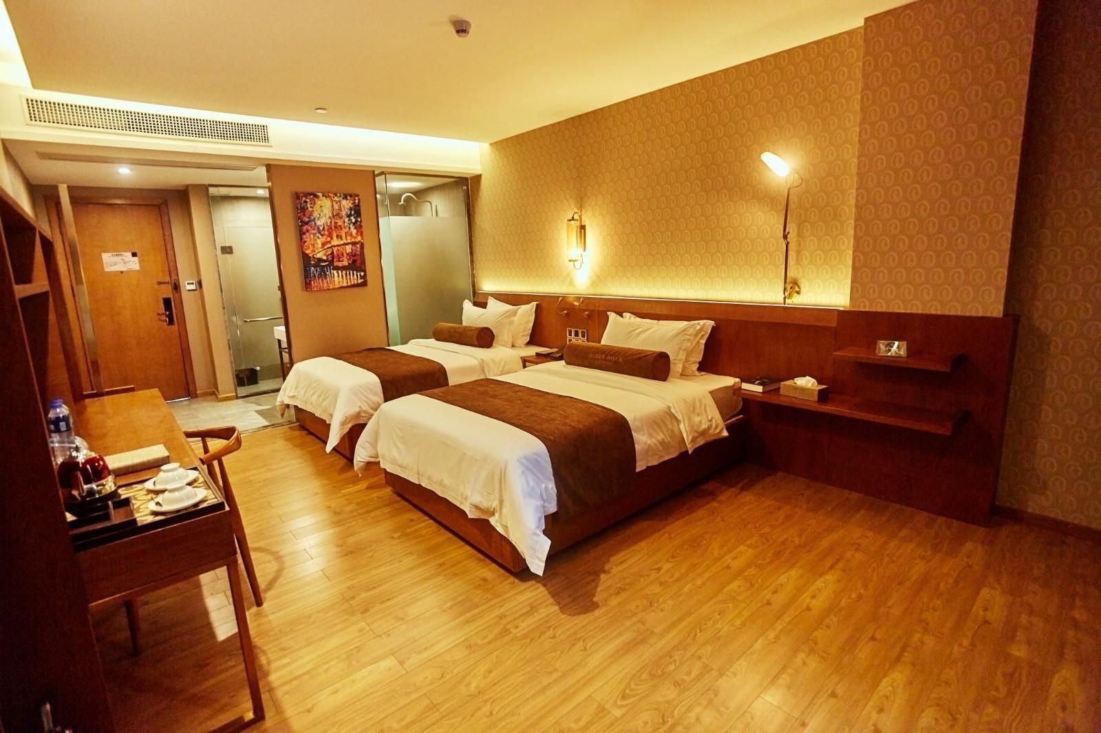 James Joyce - Feifan Twin