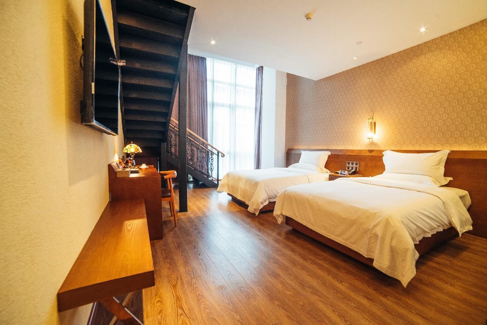 James Joyce - Feifan Family Suite