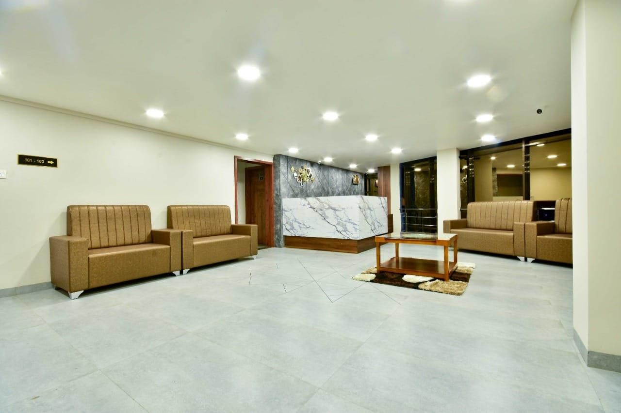 Hotel Amit executive Karad