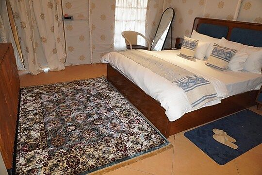 Premium Cottage Tent Room