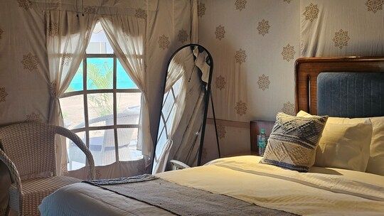 Premium Cottage Tent Room