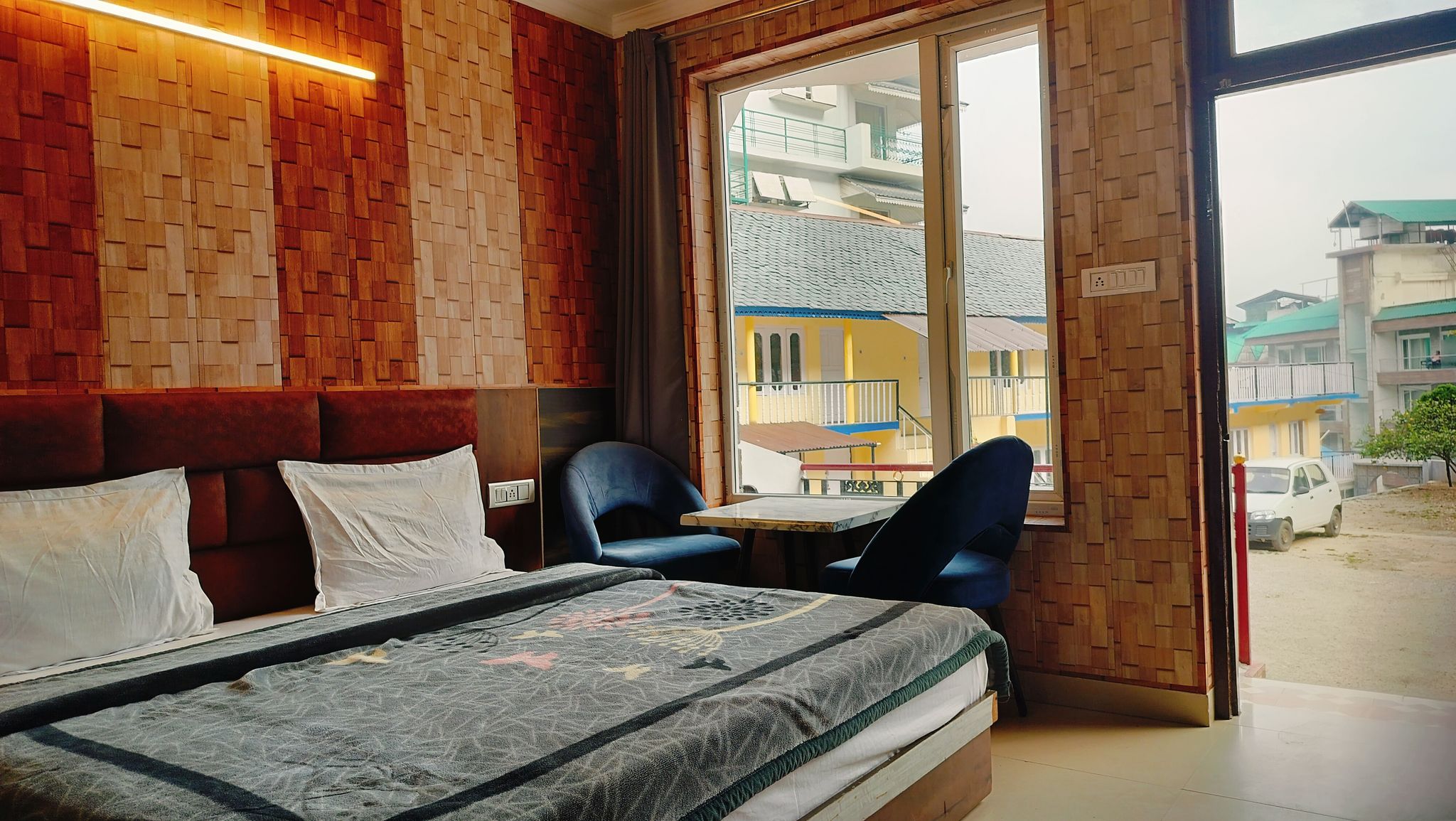 Hotel Omni Mcleodganj Standard Room 9