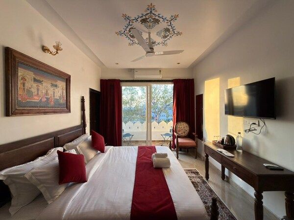 Hotel Serai Udaipur Super Deluxe Room 4