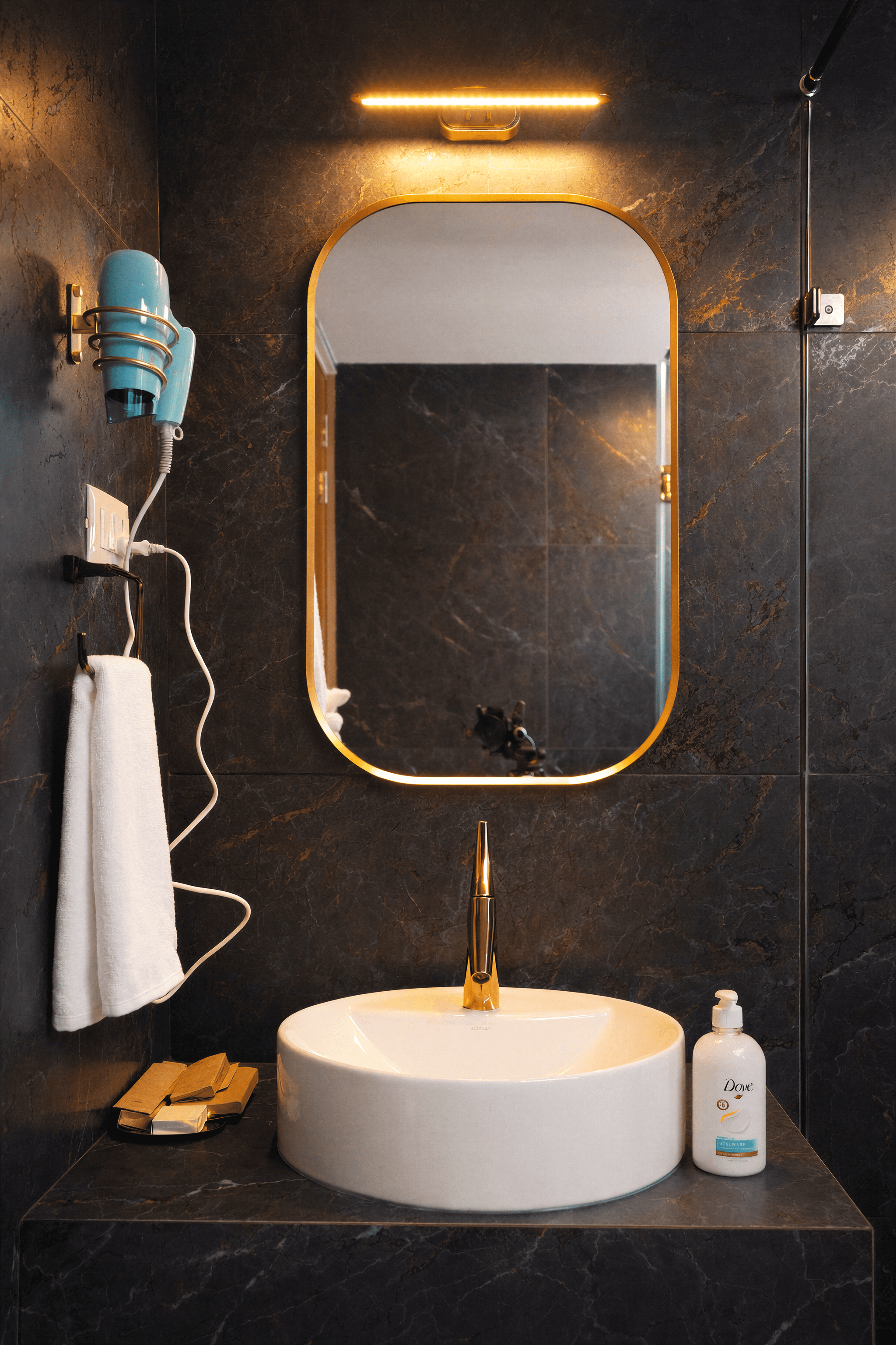 Malankara Palace Lake view THE LAKEVIEW PREMIUM TWIN 9