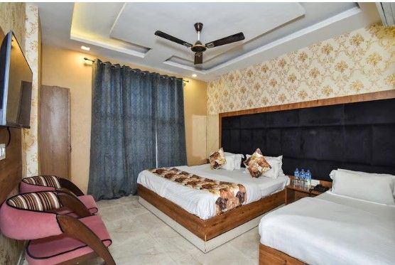 Hotel Woodz Deluxe Room 4