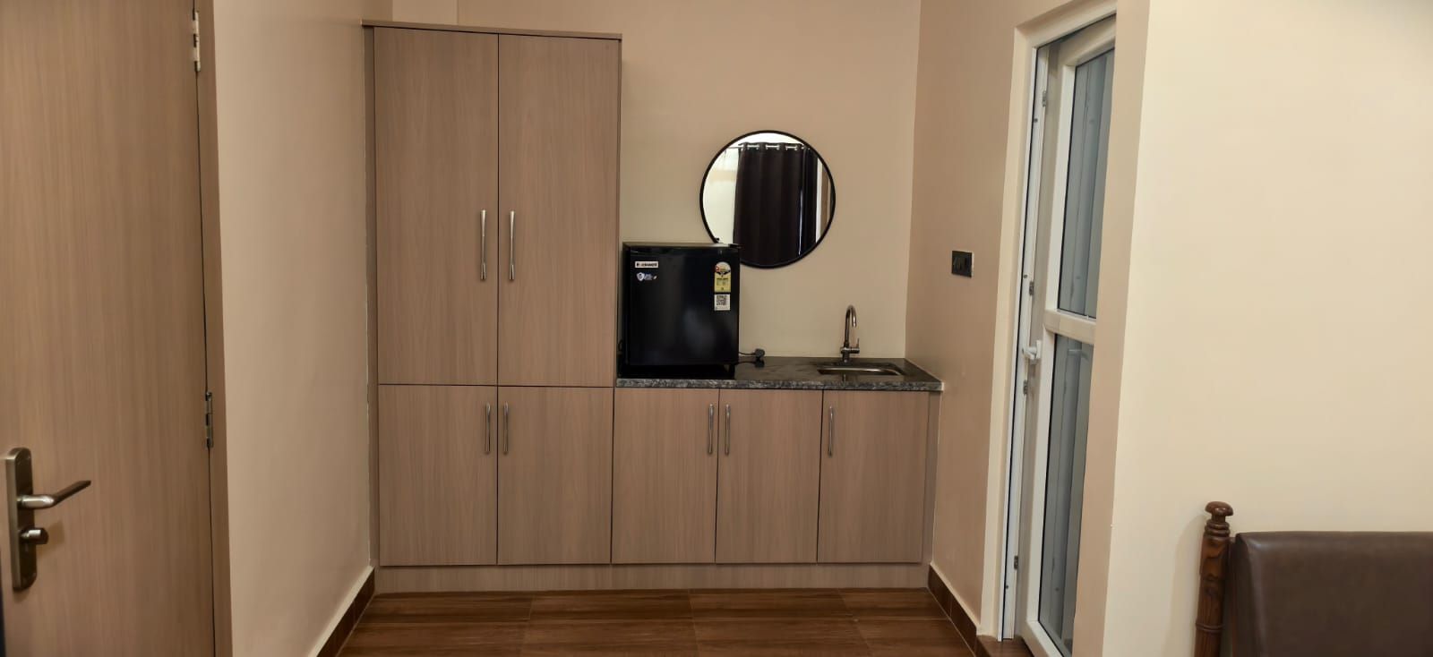 Kingston House Vibhutikhand Deluxe AC Room 7