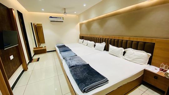 Hotel Pratikalpa Dorm Premium Mix 6 Sharing 3