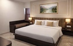 Deluxe Room City View