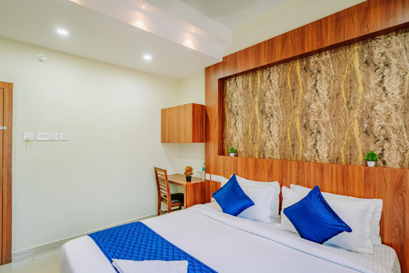 Daan inn Infopark Kakkanad Standard Double Room