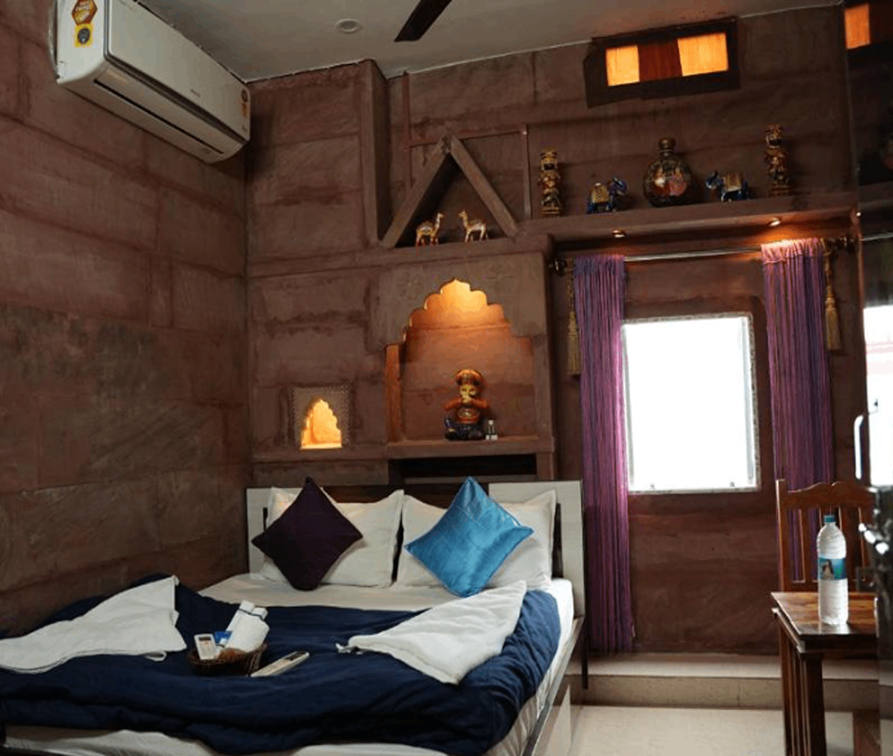 MH Guest House King Room 2