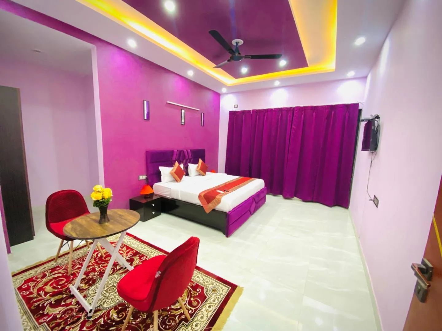 The Prime Regency Deluxe Room 13