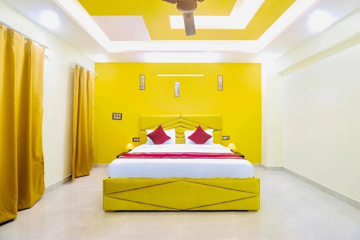 The Prime Regency Deluxe Room 7