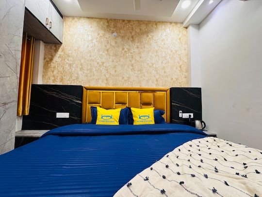 Home Escape 1BHK Elite Near Mahalaxmi Nagar Home Escape 1BHK Elite Near Mahalaxmi Nagar