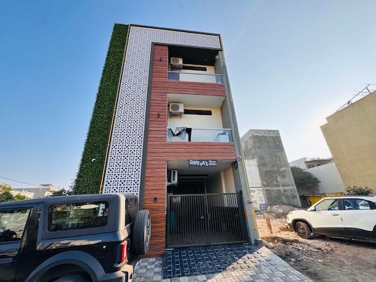 Home Escape 1BHK Elite Near Mahalaxmi Nagar Home Escape 1BHK Elite Near Mahalaxmi Nagar 9