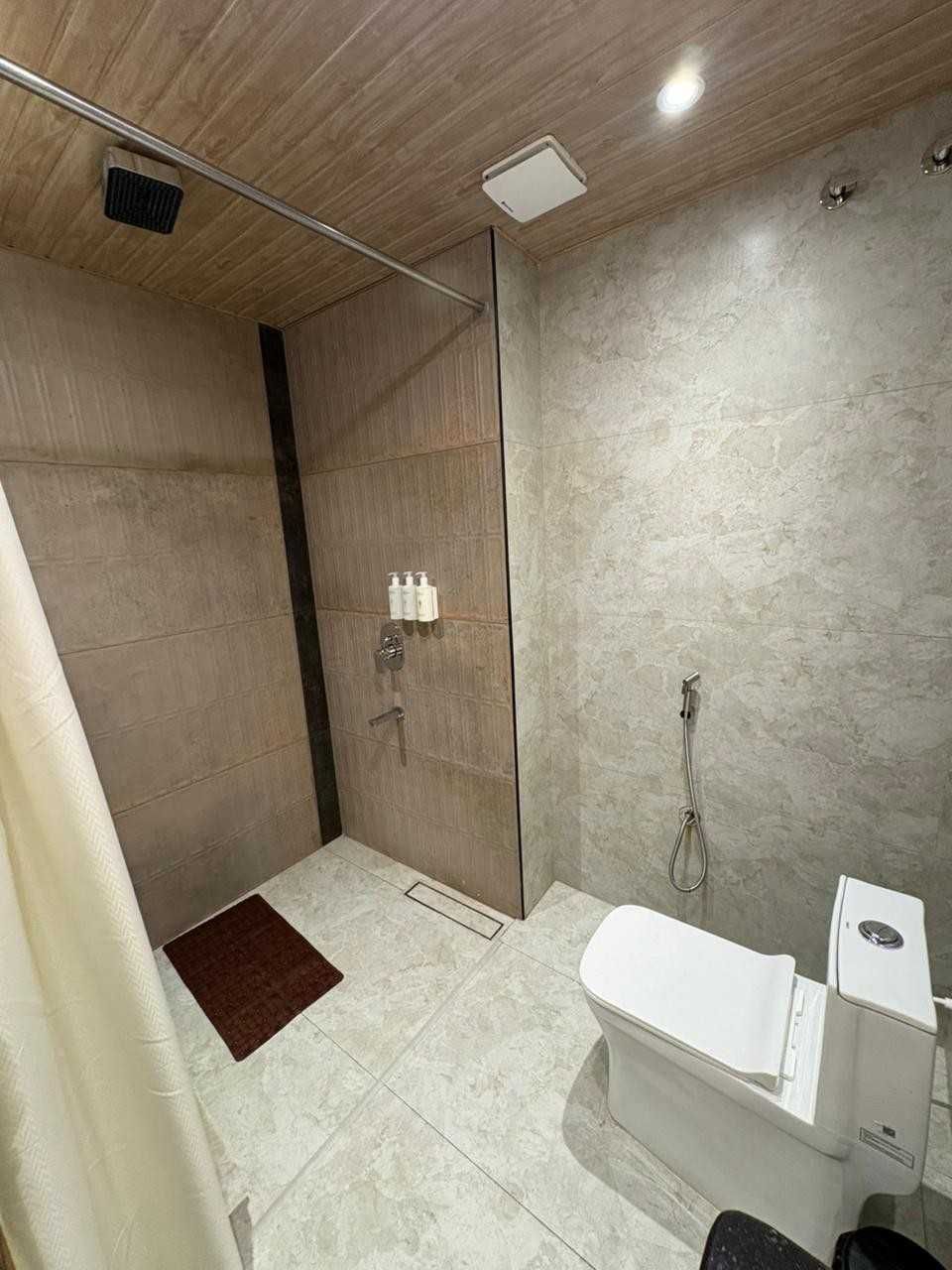 Hotel Saffron Suites Jr. Suite 8