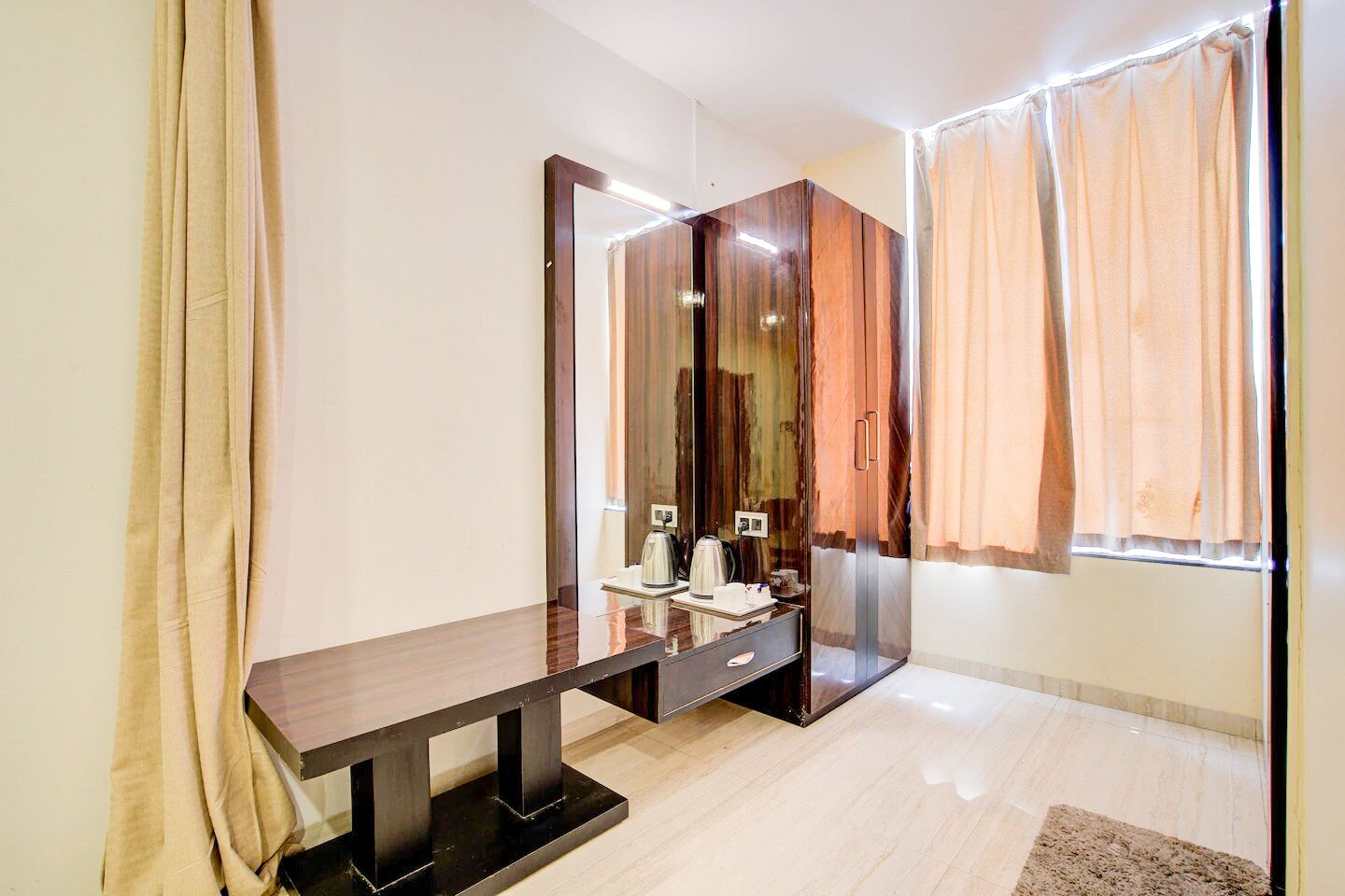 Hotel Saffron Suites Premium Room