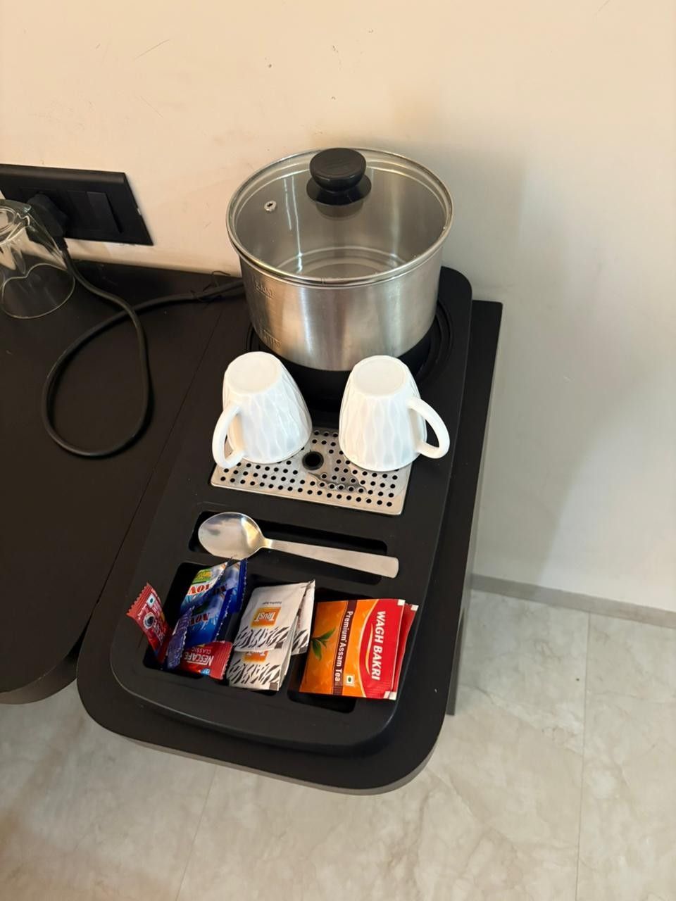 Hotel Saffron Suites Jr. Suite 4