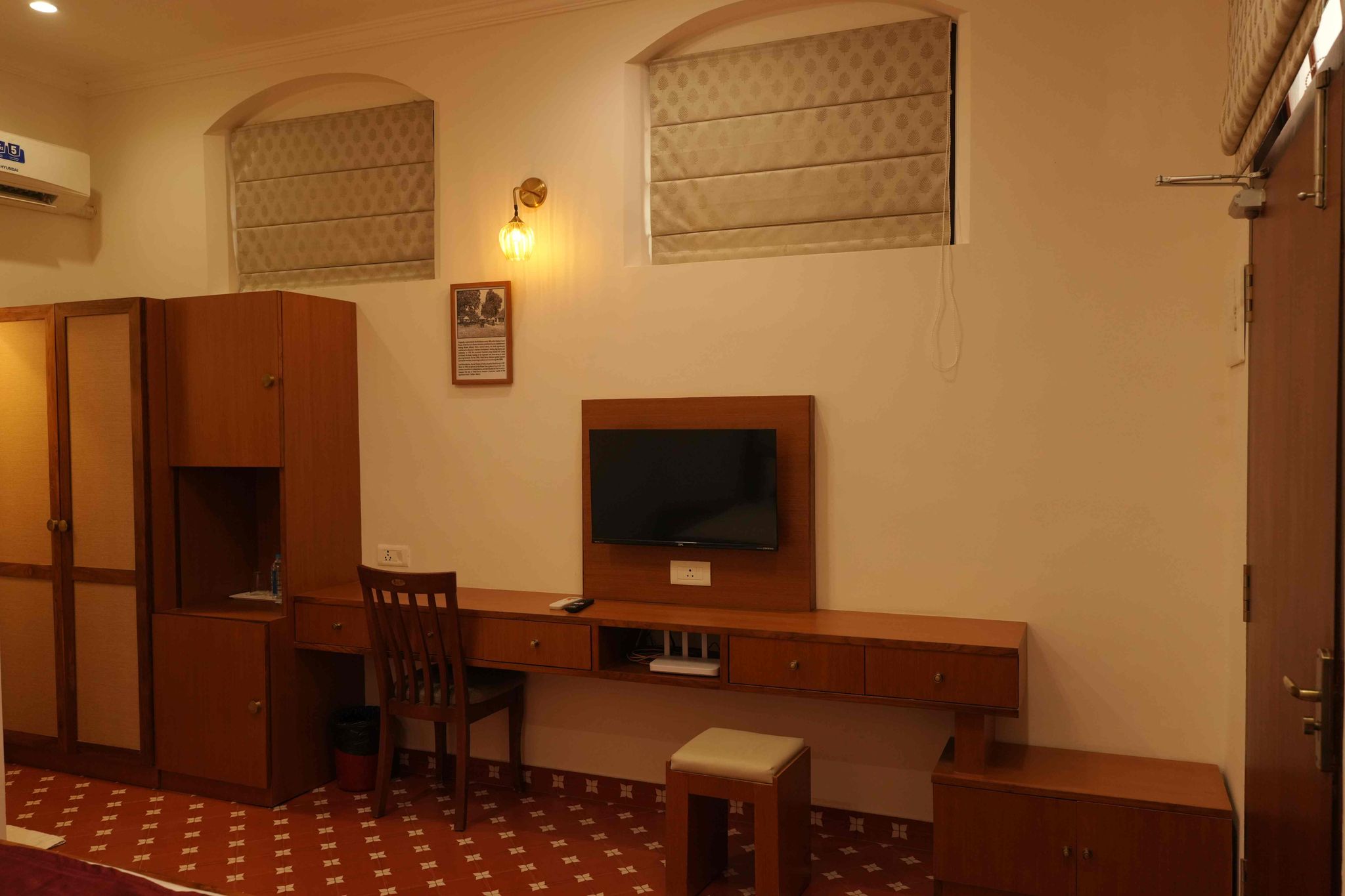 Hotel Savoy Deluxe Room AC 2