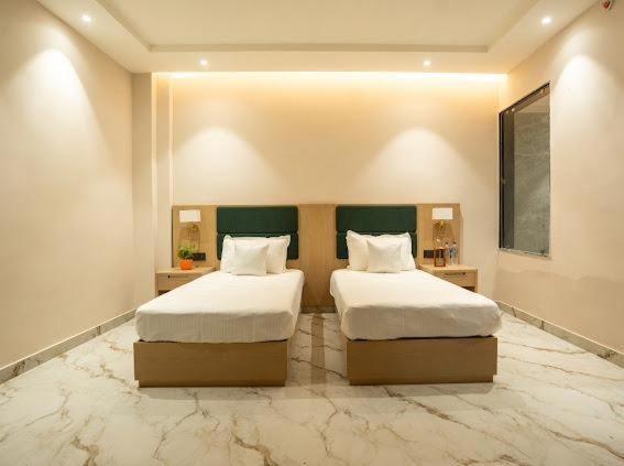 Deluxe Room with Twin Bed