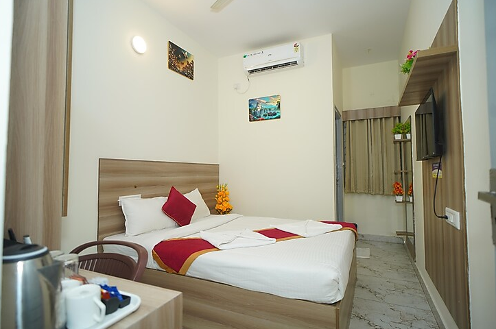 HOTEL STAY BLISS Deluxe Room