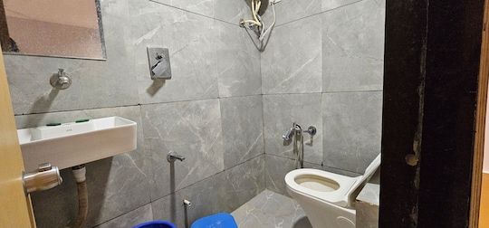 Hotel Royal Look Deluxe Room 3