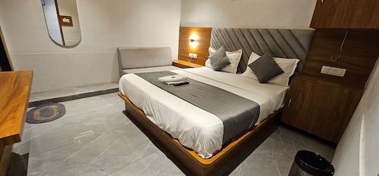 Hotel Royal Look Deluxe Room