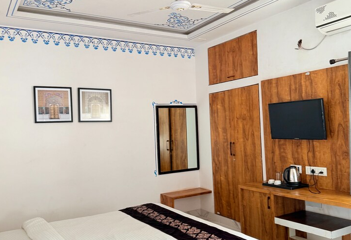 Hotel Haridas Haveli Deluxe AC Room