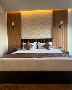 Hotel Sunshine Deluxe Room 2