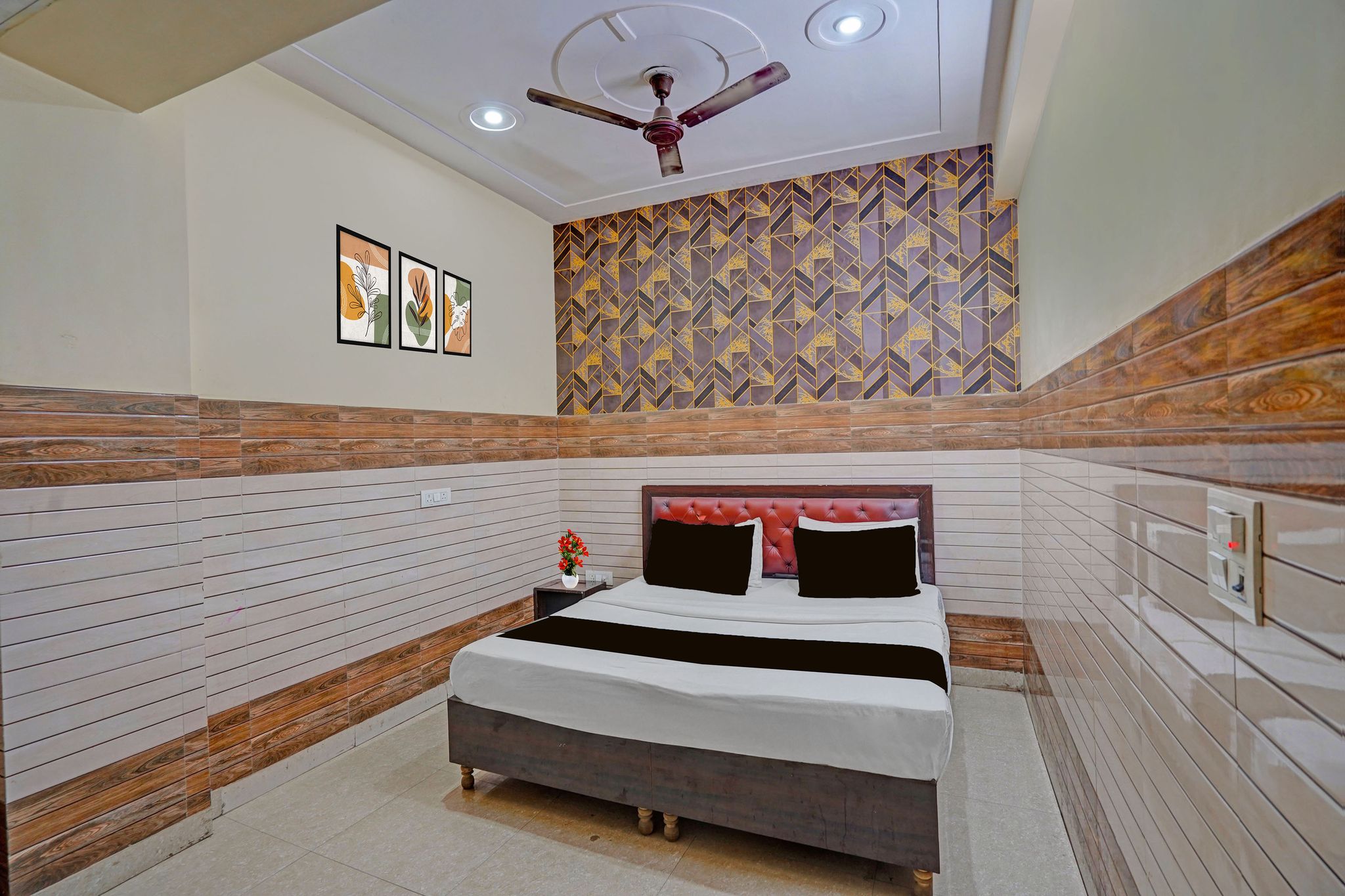 Hotel O Noida Sector 63 Formerly Aditya Residency Classic 18
