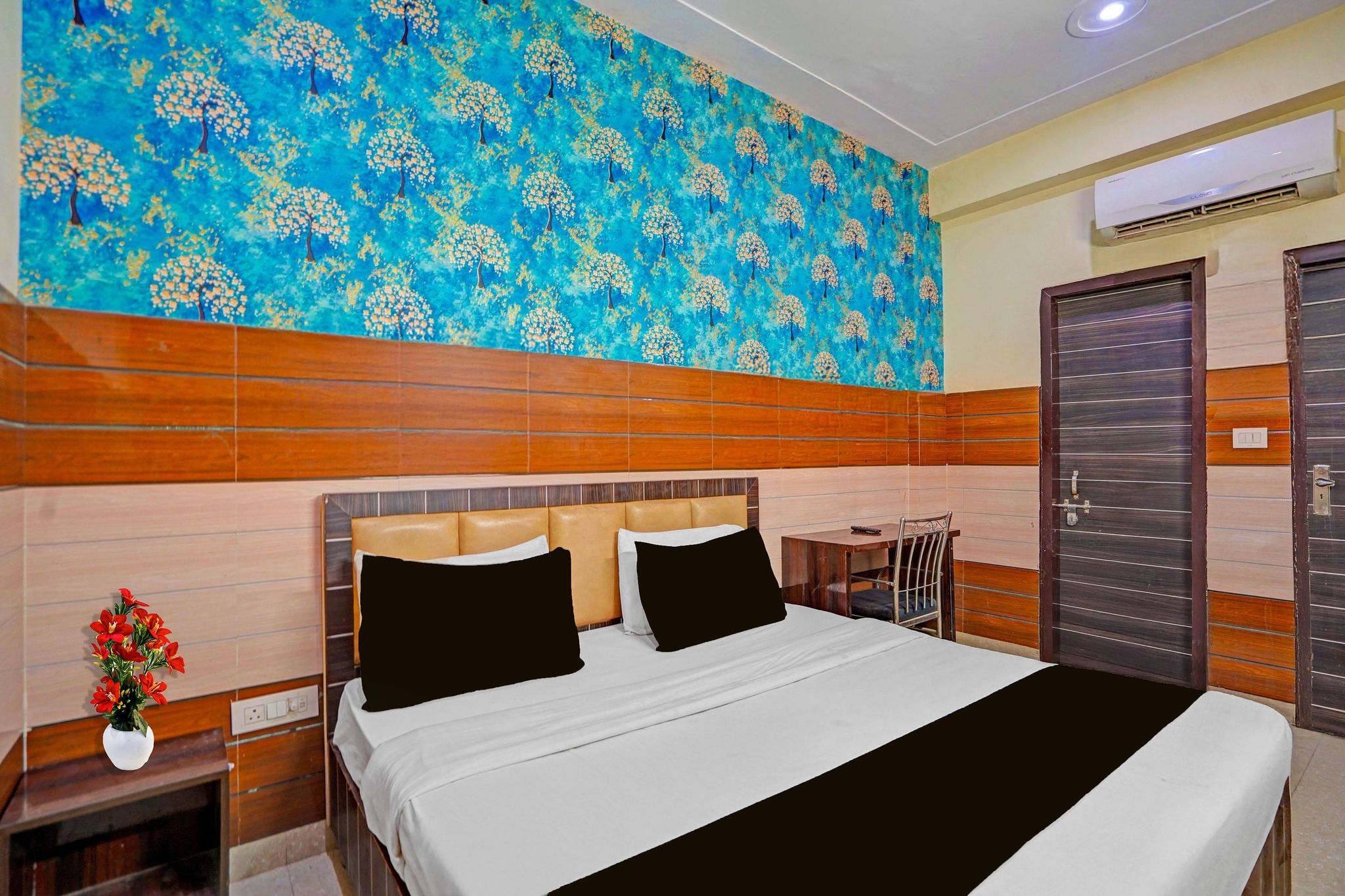 Hotel O Noida Sector 63 Formerly Aditya Residency Classic 22