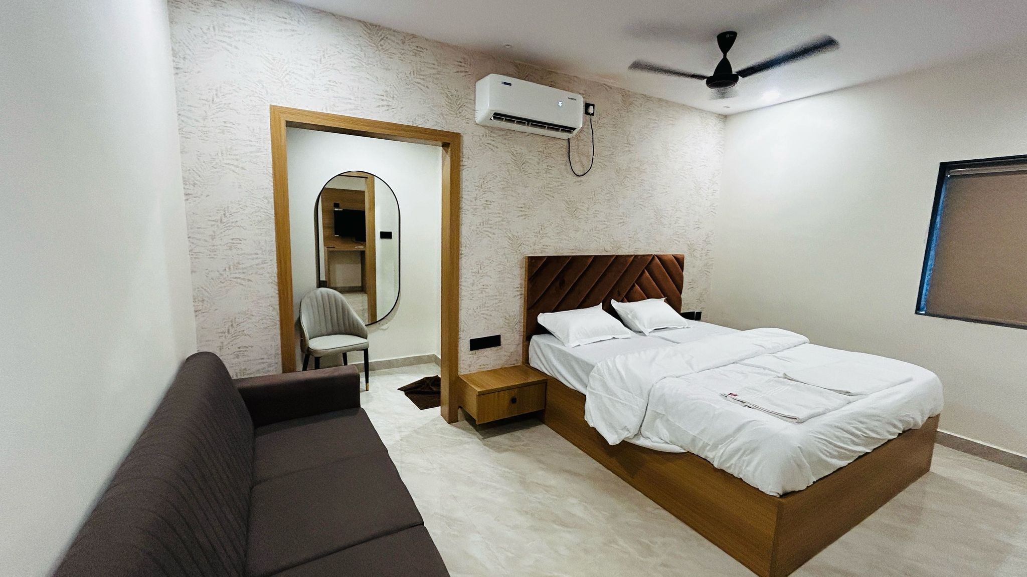 Townhouse Oak Miyapur Road Bachupally Classic 25