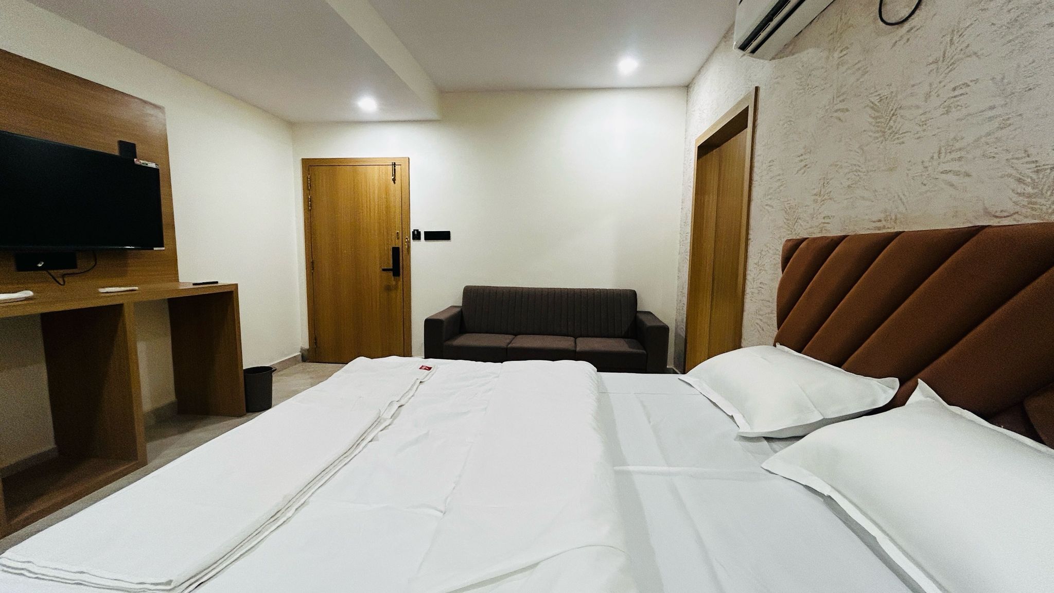 Townhouse Oak Miyapur Road Bachupally Classic 12