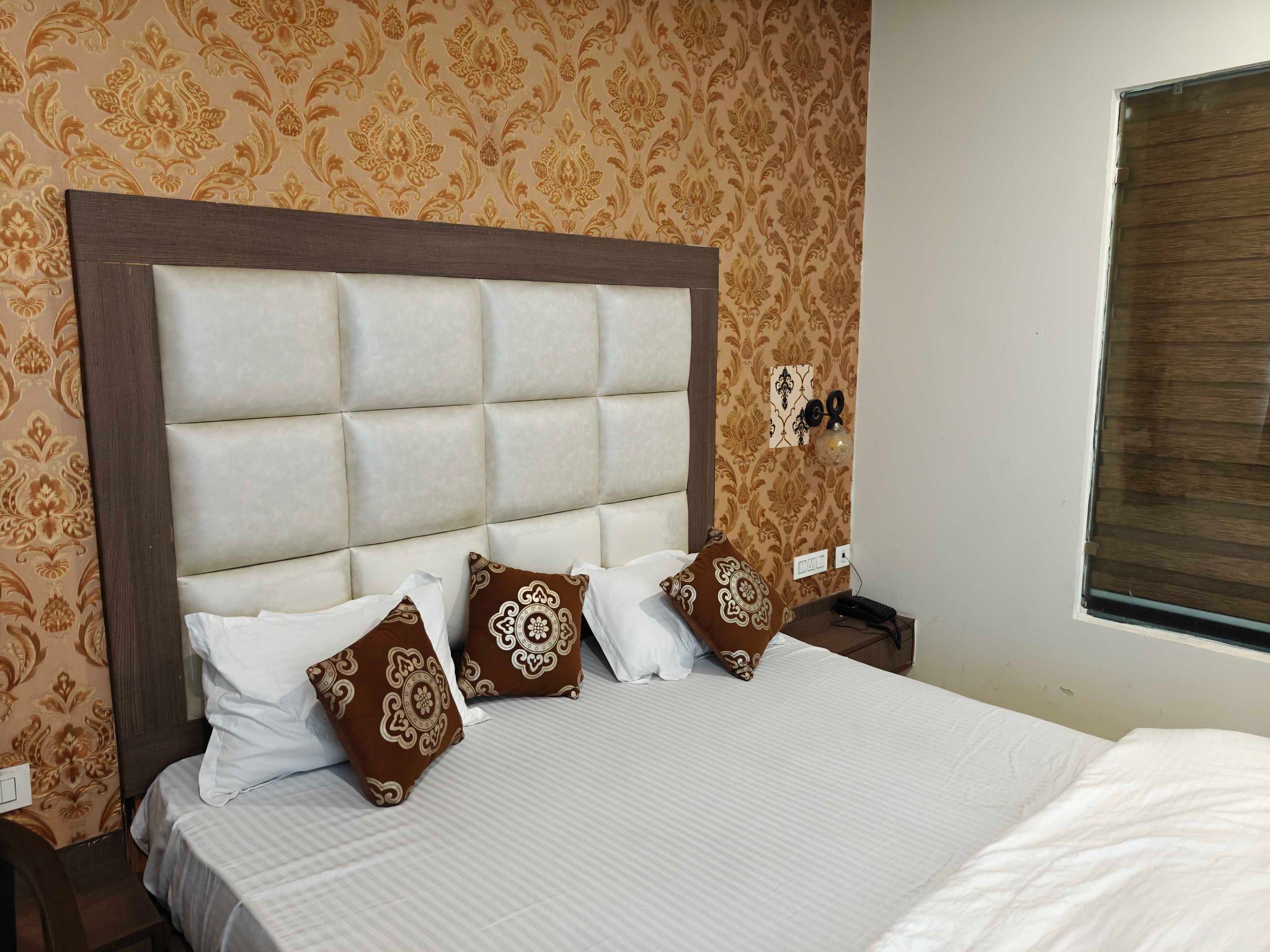 Super Townhouse Old Kalka Ambala Road Formerly Viraj inn Classic 9