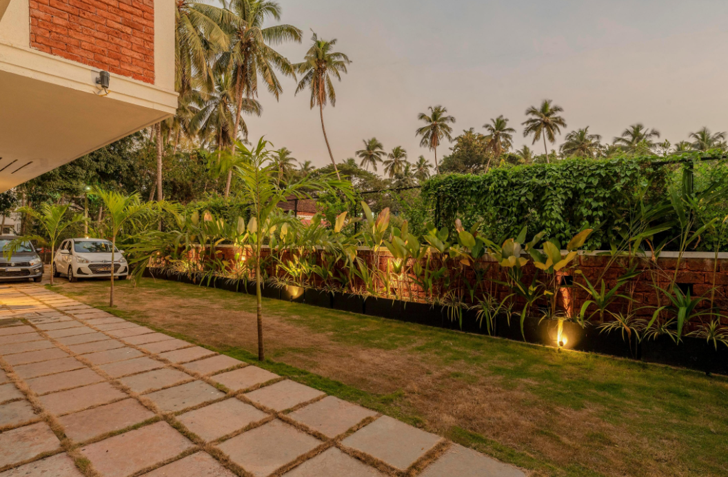 Modern 1BHK | Calangute | Shared Pool