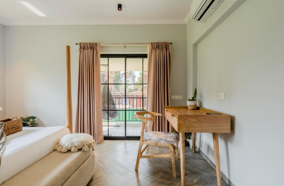 Modern 1BHK | Calangute | Shared Pool Bedroom 1 2