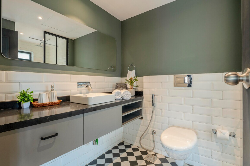 Modern 1BHK | Calangute | Shared Pool Bedroom 1