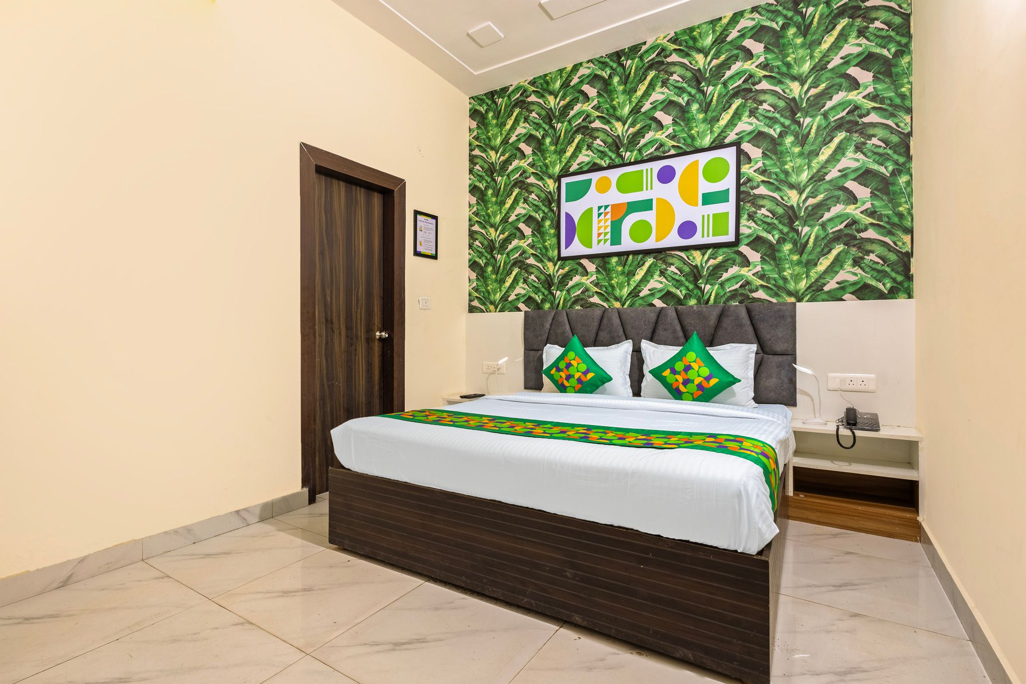 Treebo The Royal Corporate Standard Room 3