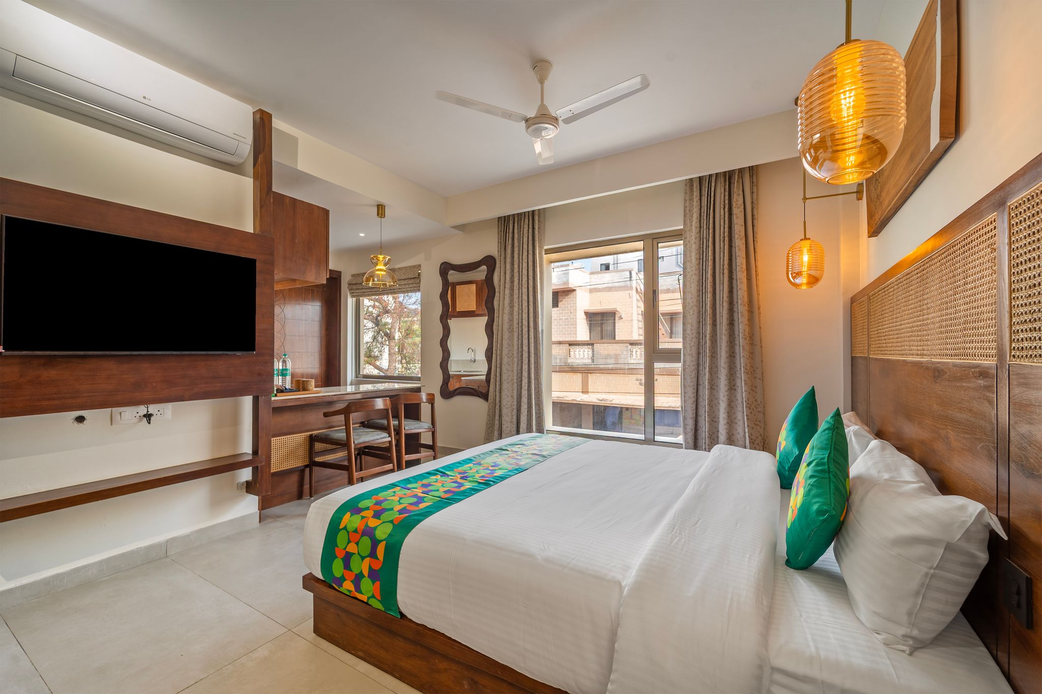 Treebo Premium Cachet Suites Deluxe Room 5