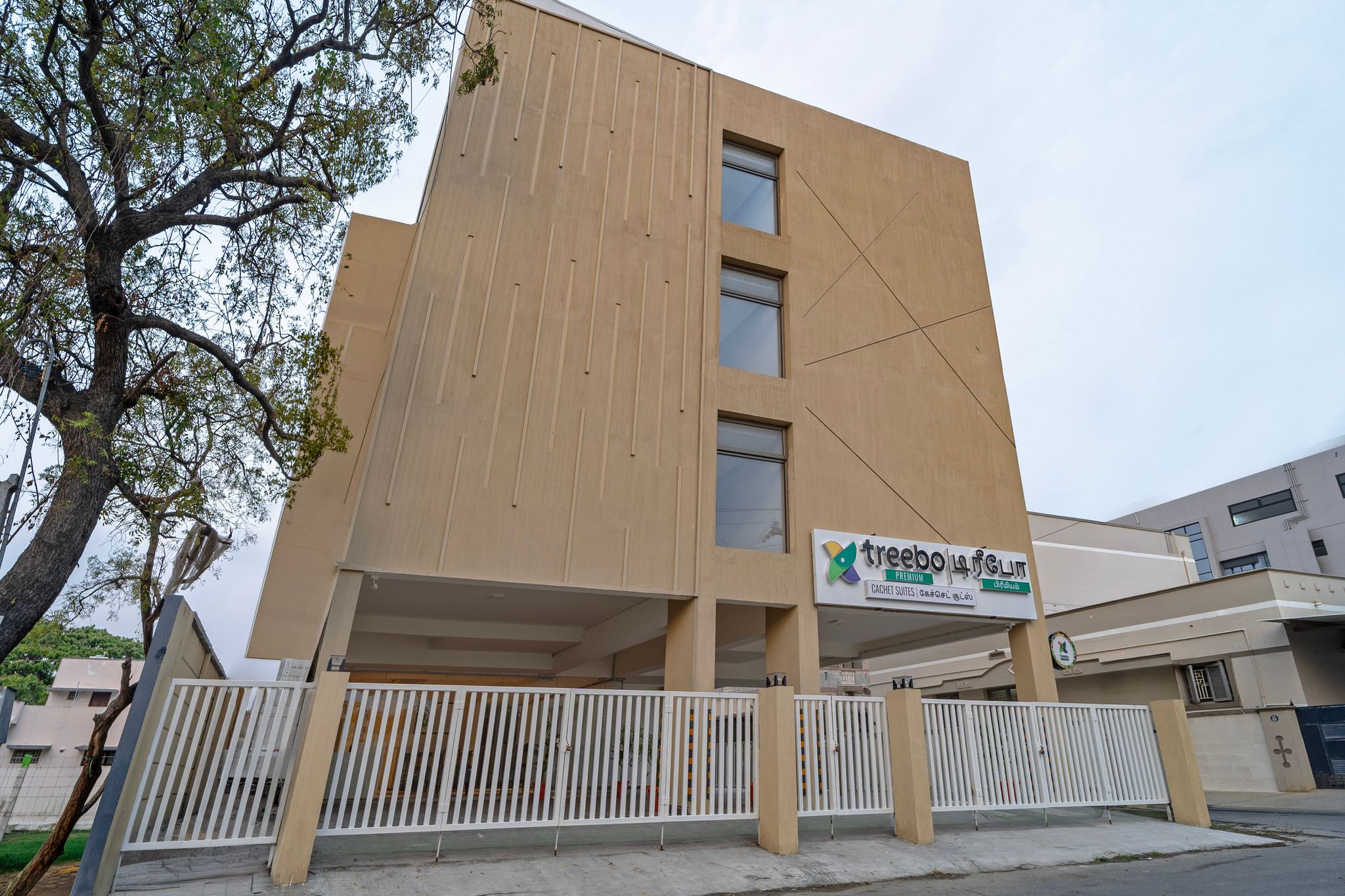 Treebo Premium Cachet Suites