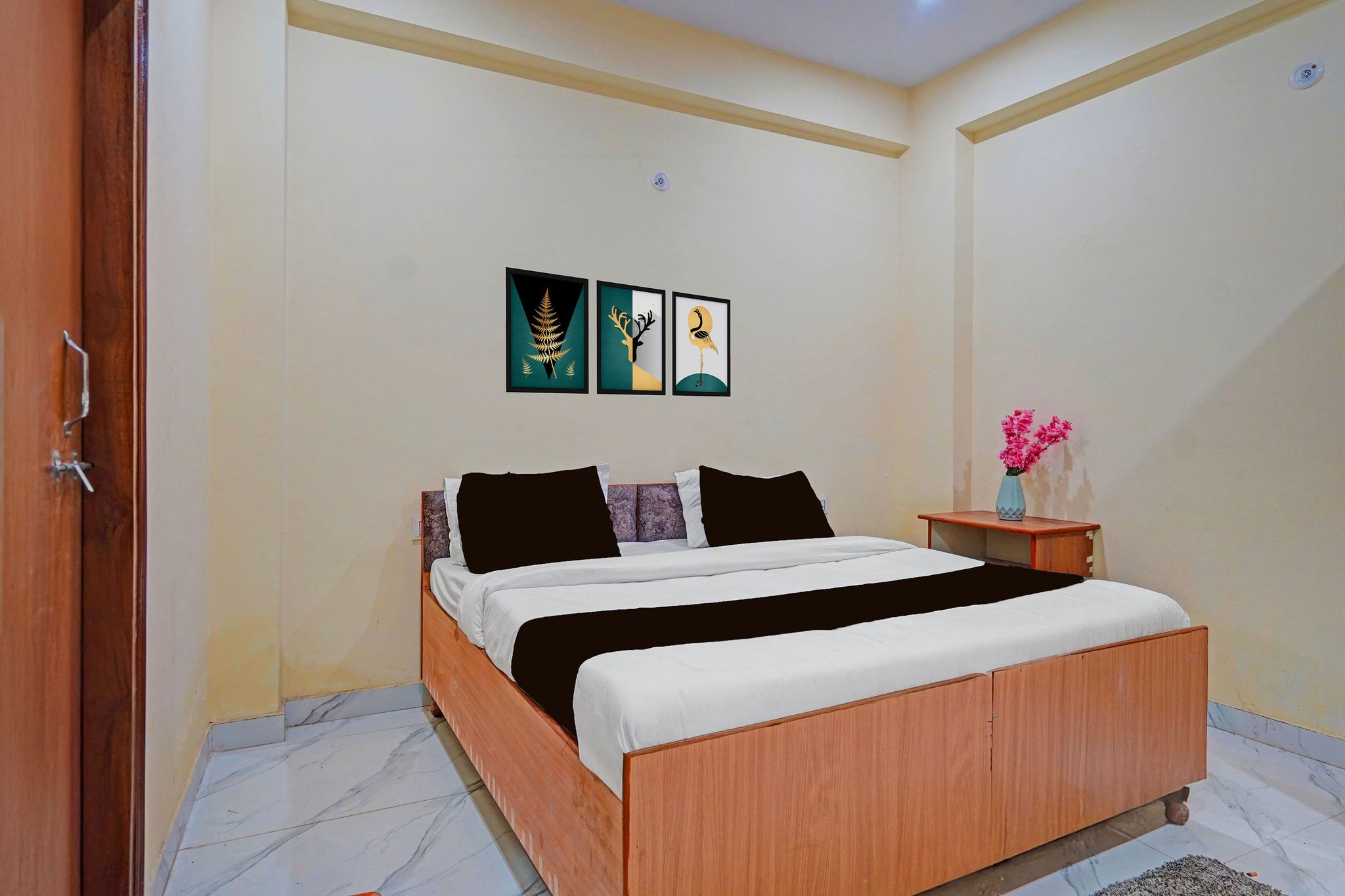 Hotel O RV Hotel CLASSIC 11