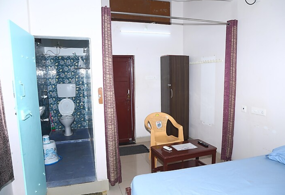 NON AC Deluxe Room 2 Single Bed(s)