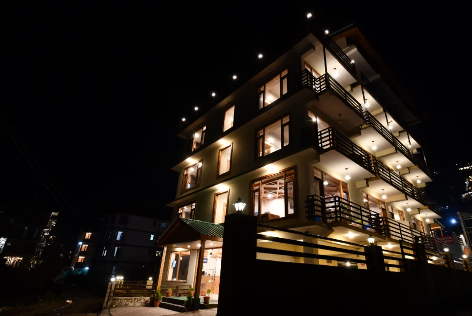 The Lotus INN, Manali