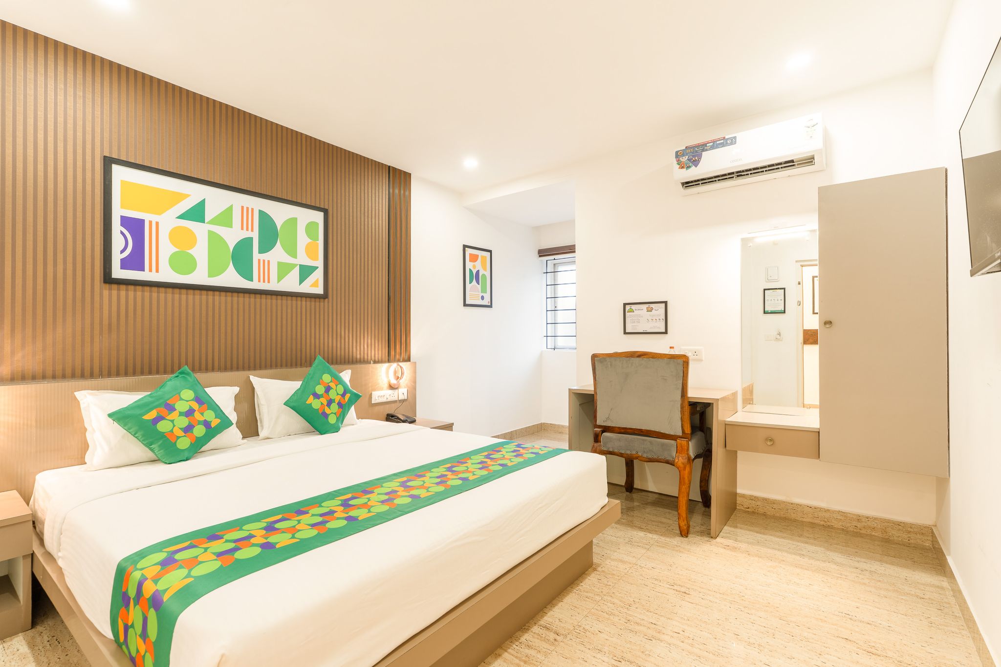 Treebo Skyline Standard Room 4