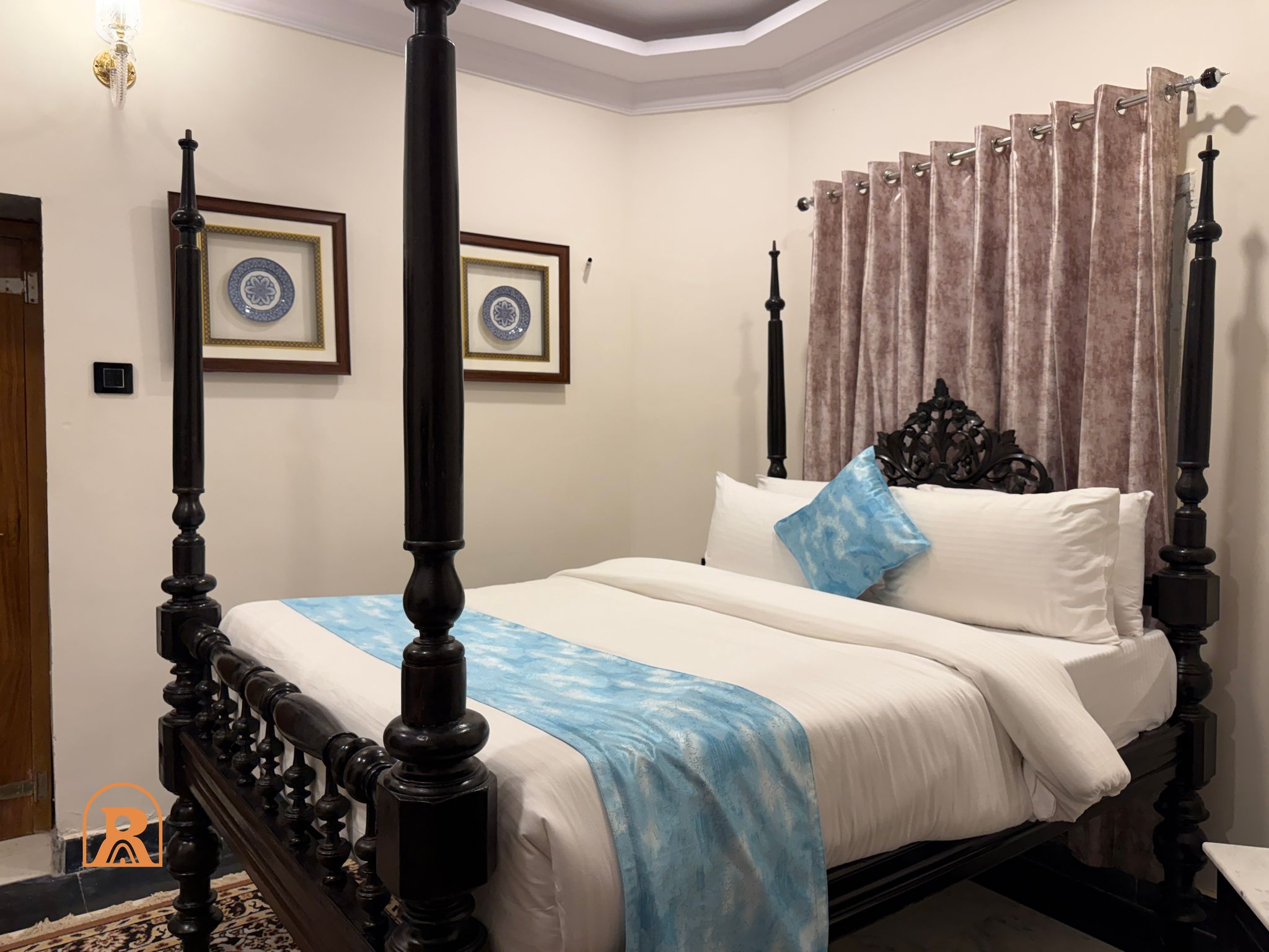THE SHIKARGARH PALACE Junior Suite 6