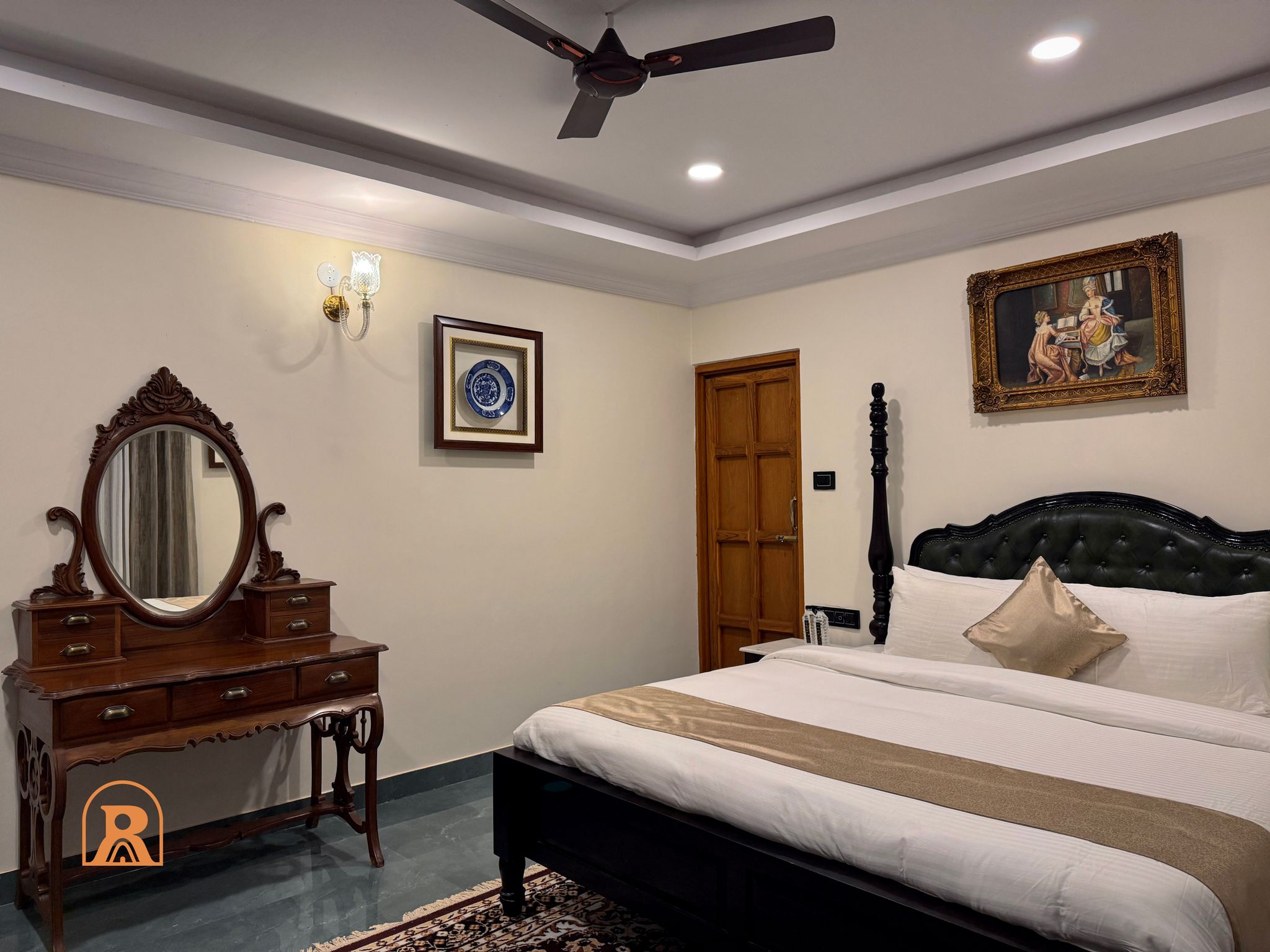 THE SHIKARGARH PALACE Deluxe Suite 7