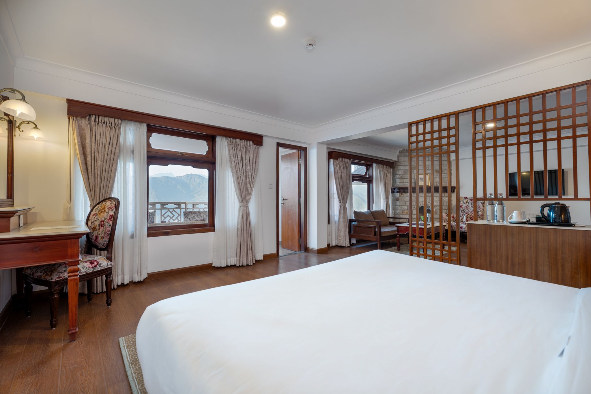 Premium Suite with Balcony